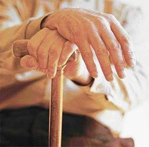 एकसय सात वर्षका वृद्धले पनि थापे भत्ता