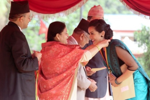 पूर्व मिस नेपालसहित ३ सयबढीलाई राष्ट्रपतिबाट विद्यापदक प्रदान
