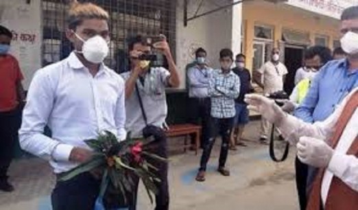 हिम्मत भए सञ्चो हुन्छः कोरोनामुक्त विक