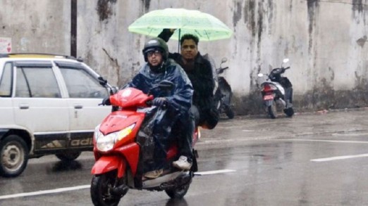 मौसम : गर्मी हुने बेलामा पनि चिसो नघट्नुका कारण कस्ता छन्
