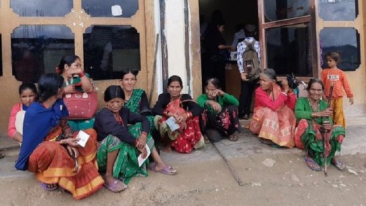 एकल महिला र अपाङ्गता भएका व्यक्तिको भत्ता काटिएपछि विरोध
