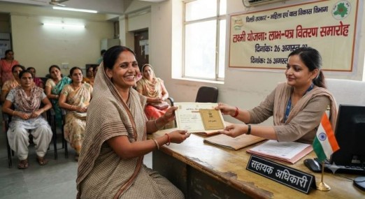  दिल्ली लक्ष्मी योजनाका लाभग्राही महिलाले अगस्ट २६ देखि लाभपत्र पाउने