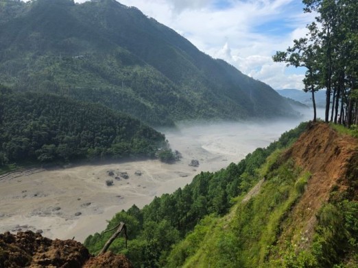 रसुवा बाढीमा जलविद्युत् आयोजनामा फसेकाको उद्धार गर्न छुट्टै हेलिकप्टर परिचालन गरिँदै