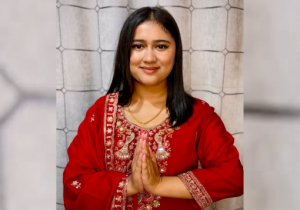 संगीतसँगै पढाइमा पनि रचना रिमालको सफलता, राजनीतिशास्त्रमा स्नातक उत्तीर्ण