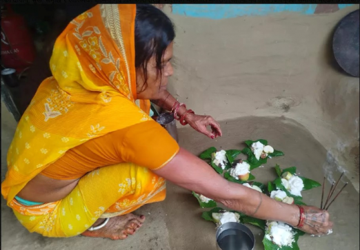सन्तानको दीर्घायुको कामनासहित महिलाले मनाए जितिया, धार्मिक विधिबाट व्रत सम्पन्न