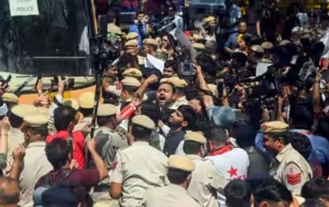 तीन महिला पत्रकारको यौन दुर्व्यवहारबारे उजुरी