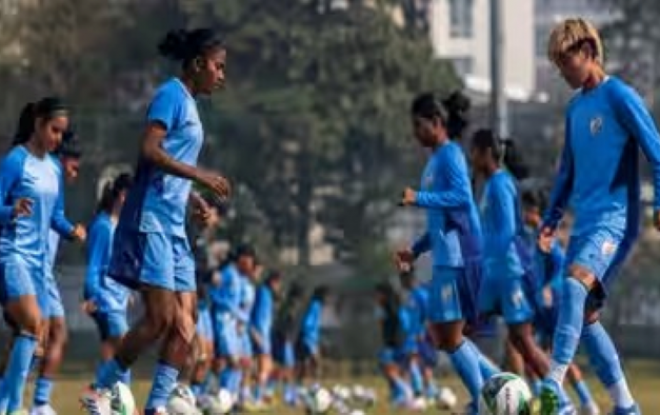 रुसविरुद्ध मैदान उत्रिँदै भारतीय महिला टोली, दर्शकको साथ खोज्दै प्रशिक्षक