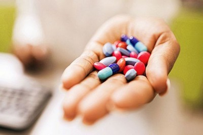 1481773622Antibiotics.jpg