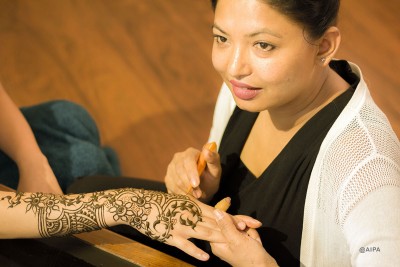 1531306404henna-arts.jpg