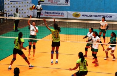 15360370388SyNWcnxbtwoman-vollyball-nh.jpg