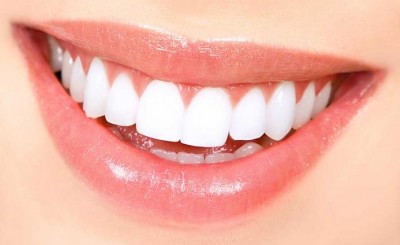 1549184675teeth-710x434.jpg