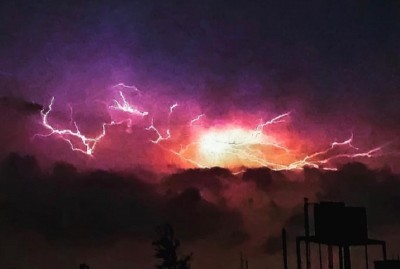 1618561841thunderstorm.jpg