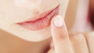 1674565094lips.jpg