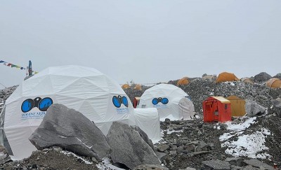 1683459618Everest-tent-pratikul-mausm.jpg