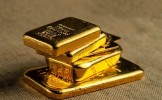 1746075946960-gold194.jpg