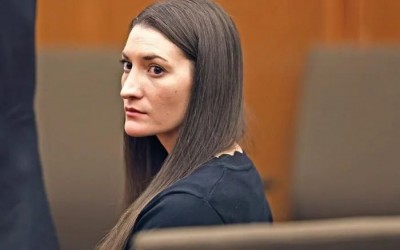 1785132081women-.jpg