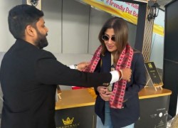 1785493775Shilpa-Shetty-Kathmandu--1785489092.jpg