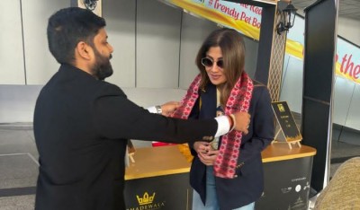 1785493775Shilpa-Shetty-Kathmandu--1785489092.jpg
